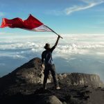 Perlengkapan Wajib Saat Mendaki Gunung Kerinci: Panduan Lengkap Hindari Risiko